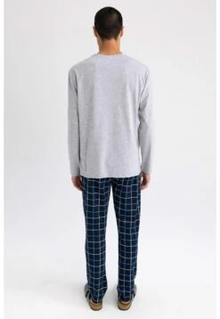 DeFacto Set Regular Fit- Pyjama - Grey -DeFacto 4ba9c39bc6ed43eab4e4d66f5deef836
