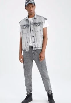 DeFacto Oversize Fit - Bodywarmer - Grey