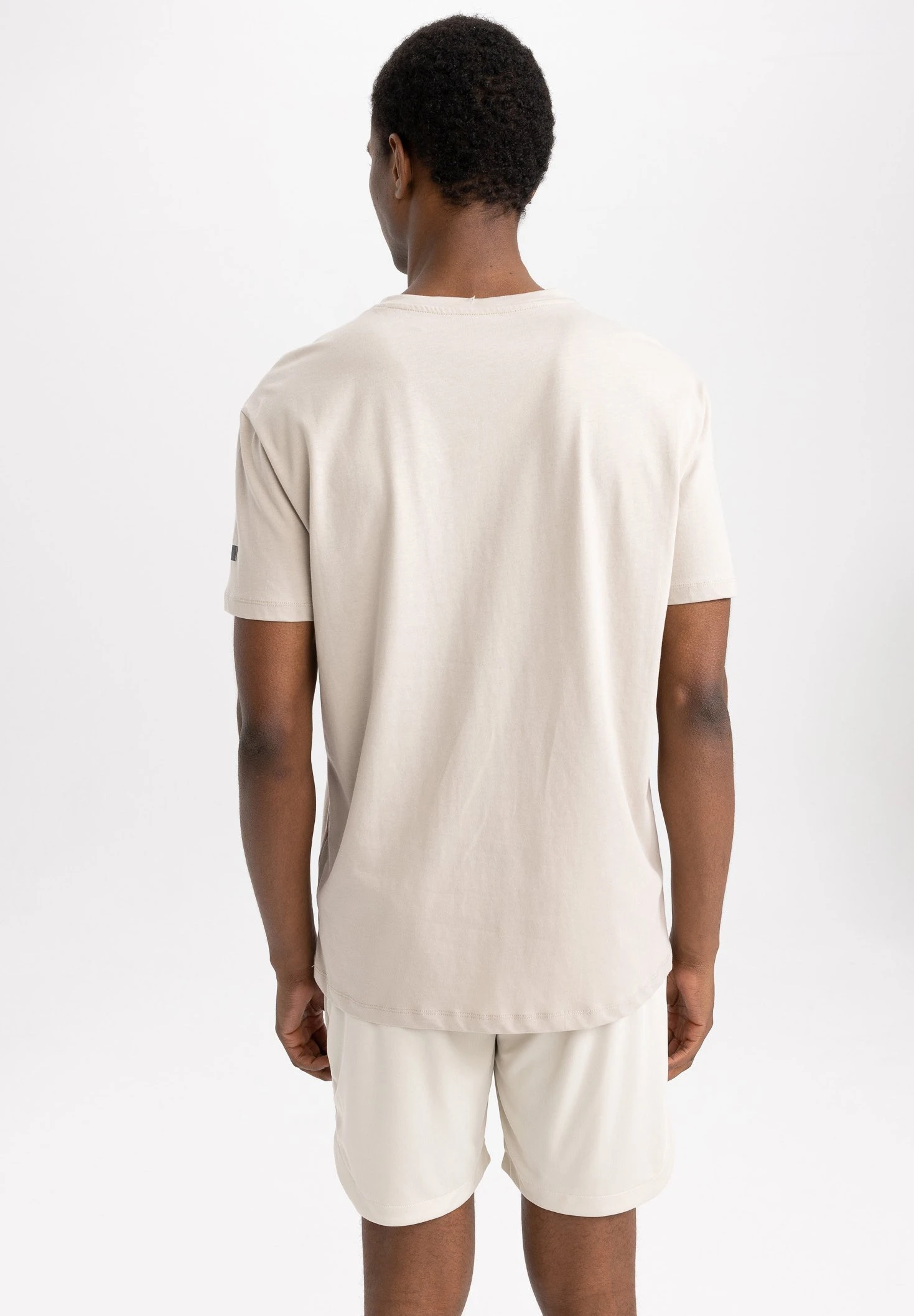 DeFacto Standart Fit - T-Shirt Basic - Beige 5 DeFacto Standart Fit - T-Shirt Basic - Beige - Afbeelding 3