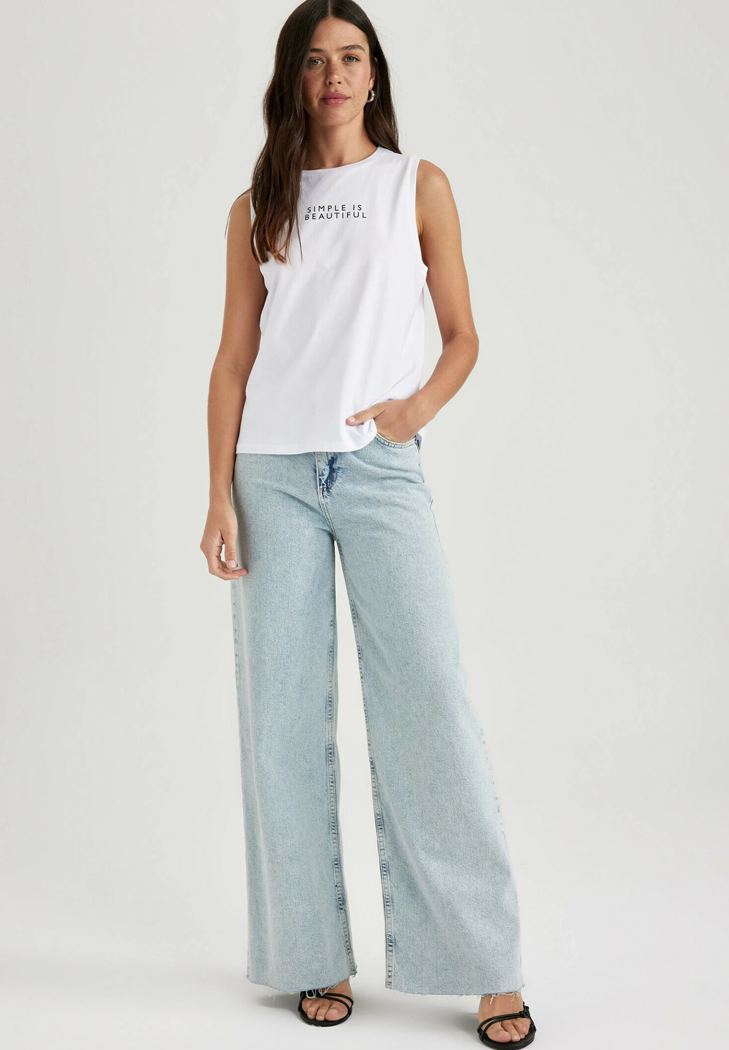 DeFacto Regular Fit- Top - White 4 DeFacto Regular Fit- Top - White - Afbeelding 2