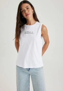 DeFacto Regular Fit- Top - White