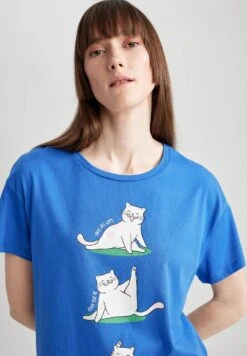 DeFacto Set Regular Fit - Pyjama - Ecru -DeFacto 565091a8e99e4d12995e9af9177e4de2