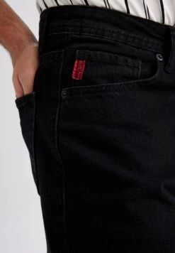 DeFacto Slim Fit- Slim Fit Jeans - Black 10 DeFacto Slim Fit- Slim Fit Jeans - Black -DeFacto 5849f883cf62477288000a49dfca5db6