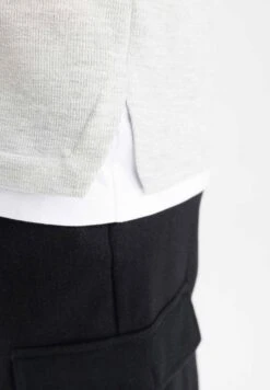 DeFacto Regular Fit- T-Shirt Print - Grey 11 DeFacto Regular Fit- T-Shirt Print - Grey -DeFacto 5d7ec23a9e7940bfa058bd0a55f2f0f3