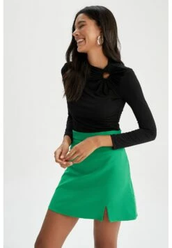 DeFacto Fitted Long Sleeved- Longsleeve - Black 9 DeFacto Fitted Long Sleeved- Longsleeve - Black -DeFacto 5fb349d00a904f309f19b38780e82c39