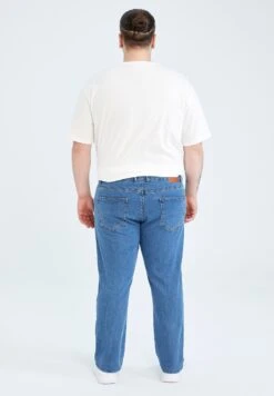 DeFacto Straight Leg Jeans - Blue 7 DeFacto Straight Leg Jeans - Blue -DeFacto 6032dbe70fa14df38559109bc3cf37a3