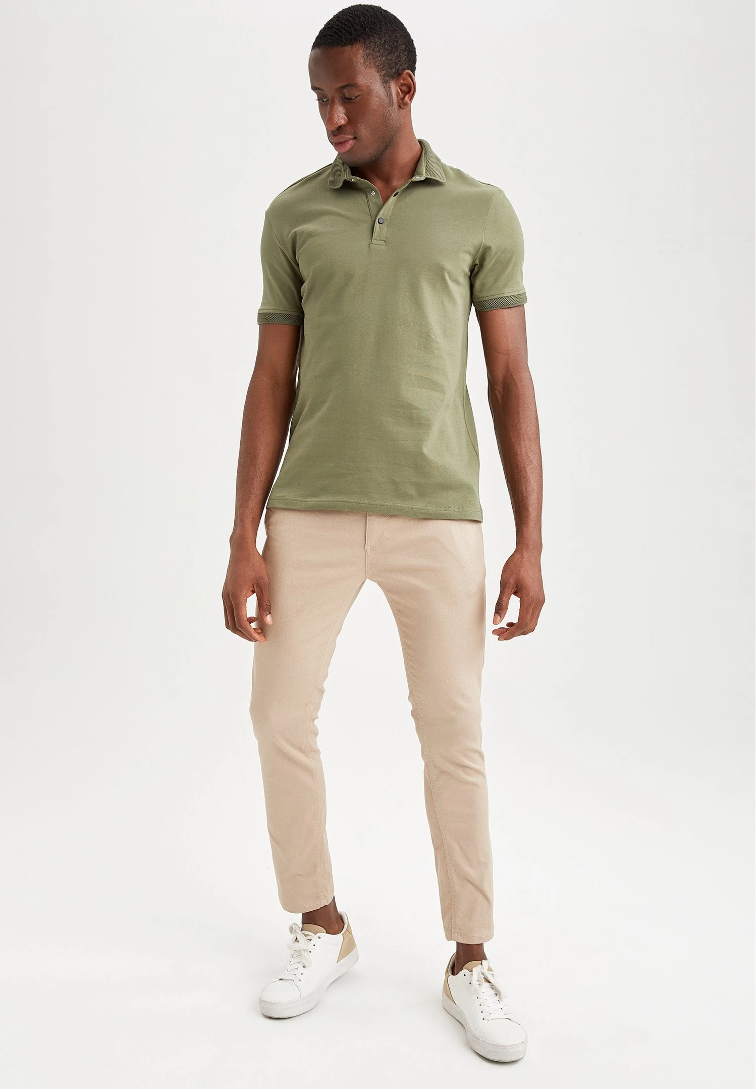 DeFacto Poloshirt - Khaki 4 DeFacto Poloshirt - Khaki - Afbeelding 2