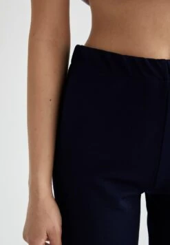 DeFacto Broek - Navy 9 DeFacto Broek - Navy -DeFacto 65050386d1604ac08b313031b5544fbd