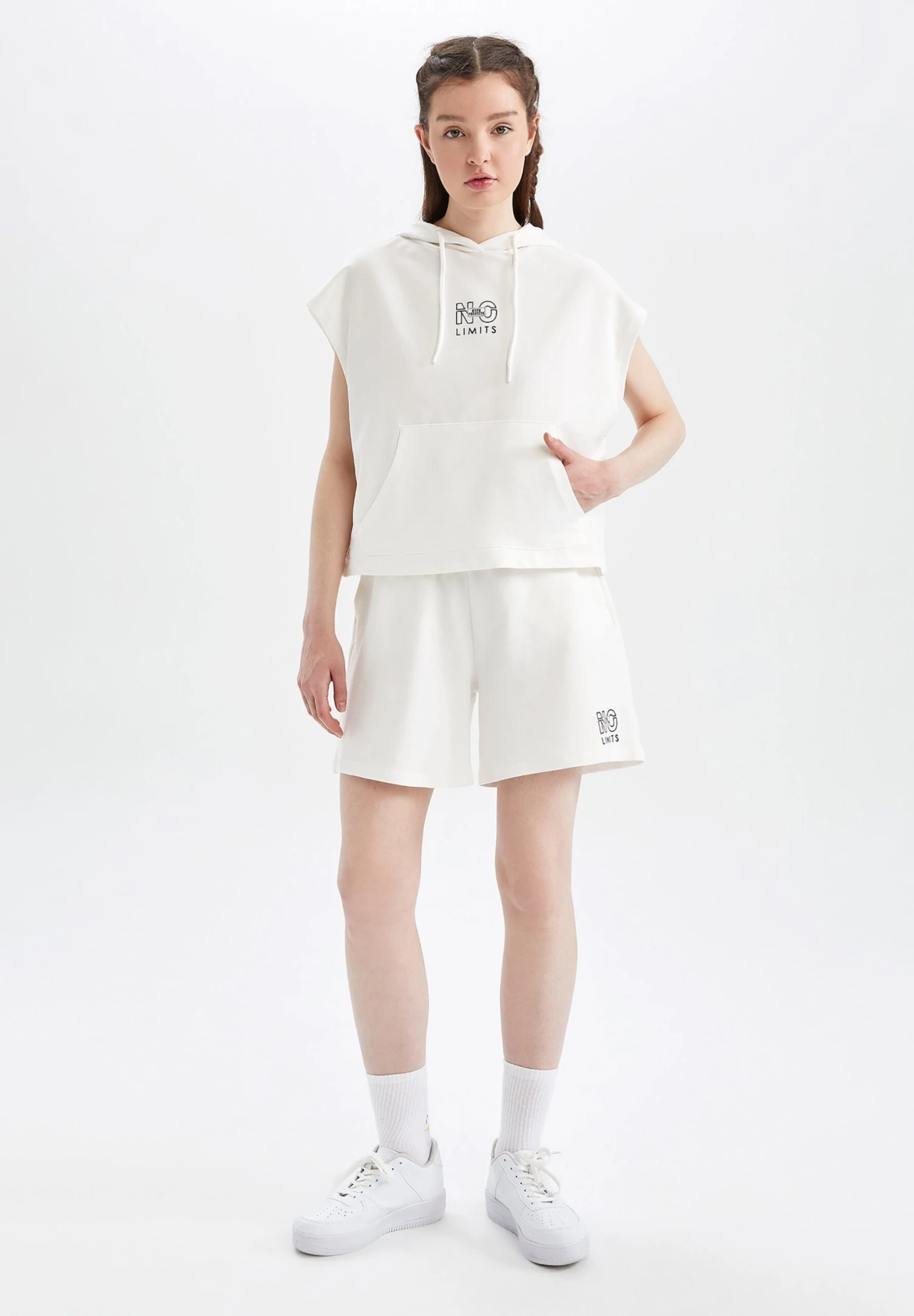 DeFacto Hoodie - Ecru 4 DeFacto Hoodie - Ecru - Afbeelding 2