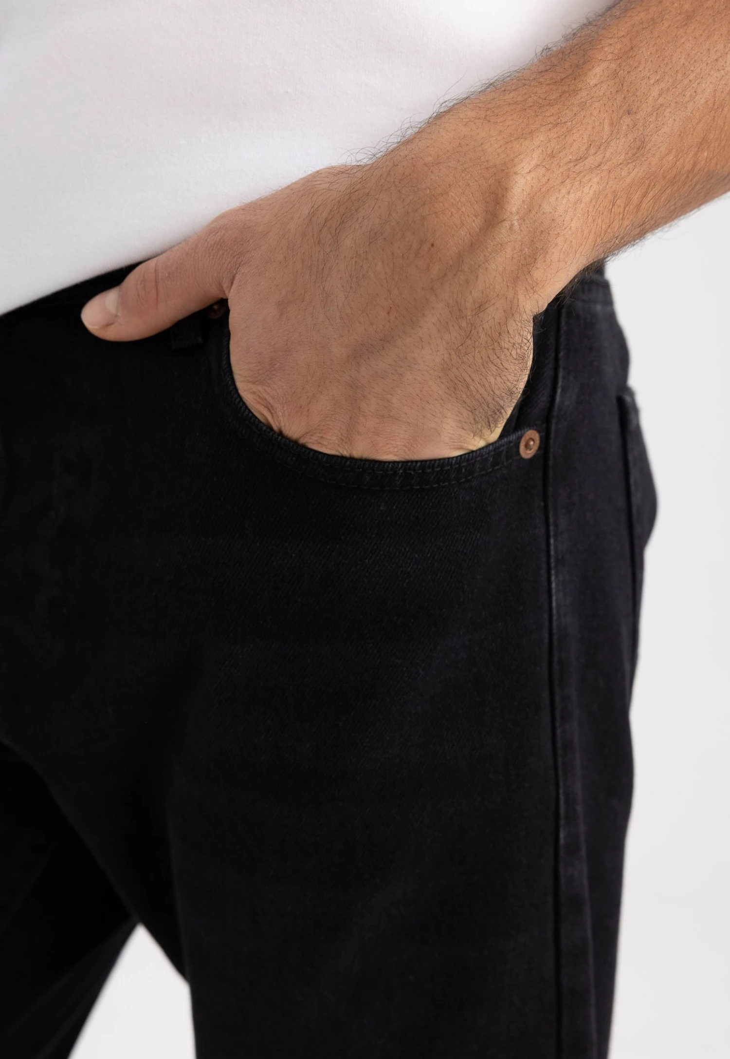 DeFacto Straight Fit - Straight Leg Jeans - Black 6 DeFacto Straight Fit - Straight Leg Jeans - Black - Afbeelding 4