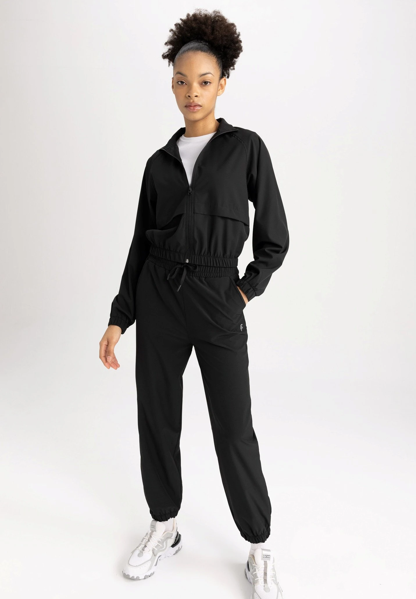 DeFacto Cropped Fit- Trainingsvest - Black 4 DeFacto Cropped Fit- Trainingsvest - Black - Afbeelding 2