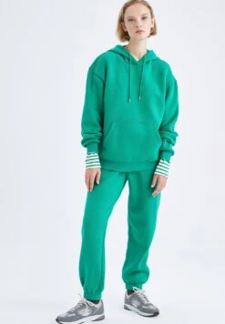 DeFacto Hoodie - Green 7 DeFacto Hoodie - Green -DeFacto 6b322a58845f4aba90b8e178f6365eb2