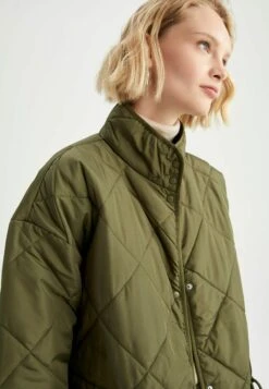 DeFacto Oversize Fit - Winterjas - Khaki 11 DeFacto Oversize Fit - Winterjas - Khaki -DeFacto 6ef4e12ac1d24d65b0634b73ae654b36