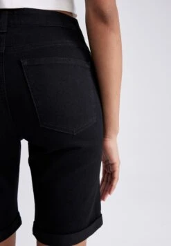 DeFacto Bermuda - Jeansshort - Black -DeFacto 7238e68c412b416bae4eeb0e84e01edc