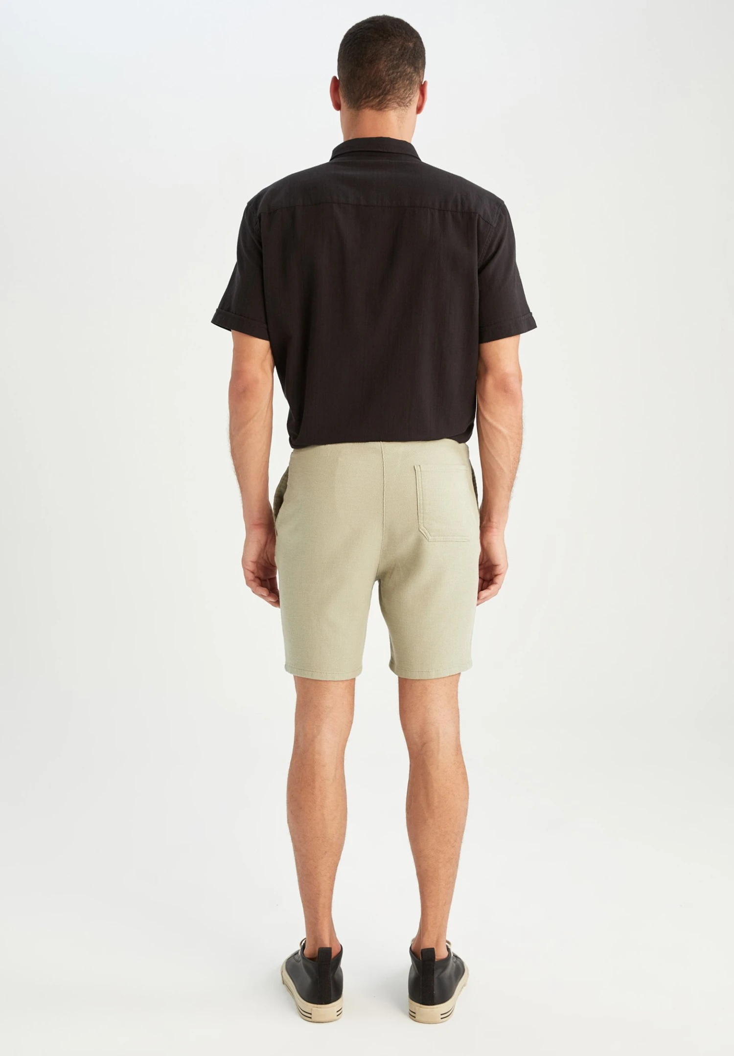 DeFacto Shorts - Khaki 5 DeFacto Shorts - Khaki - Afbeelding 3
