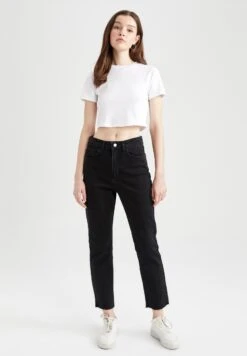 DeFacto Vintage Straight - Straight Leg Jeans - Black 8 DeFacto Vintage Straight - Straight Leg Jeans - Black -DeFacto 75501cd812cd4b7f98dc2ee214ed71bc