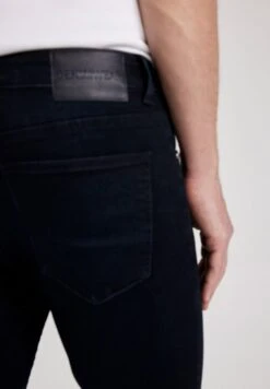 DeFacto Carlo- Slim Fit Jeans - Indigo -DeFacto 786a019efec8409d85c2b0af5b98000e