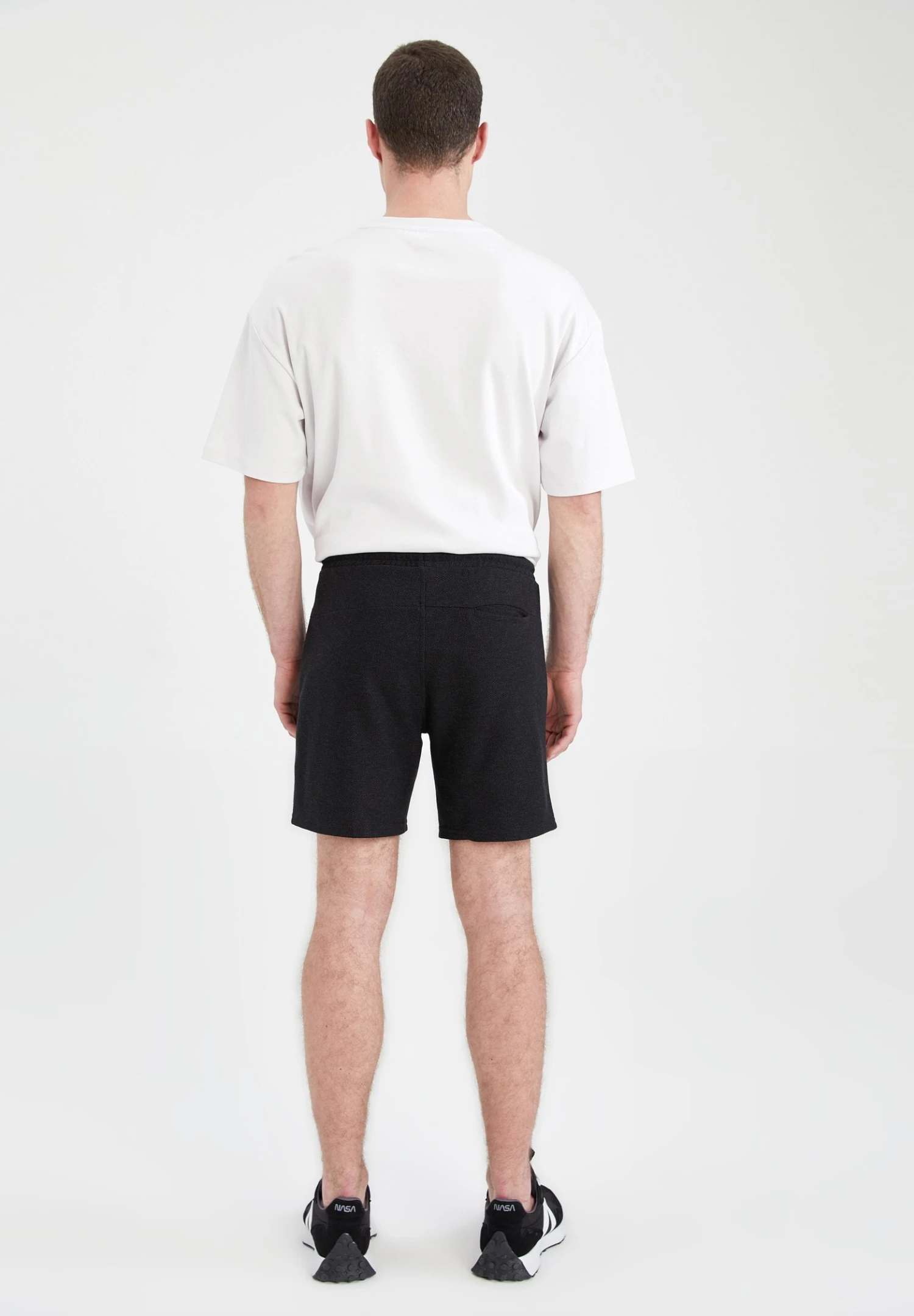 DeFacto Shorts - Black 5 DeFacto Shorts - Black - Afbeelding 3