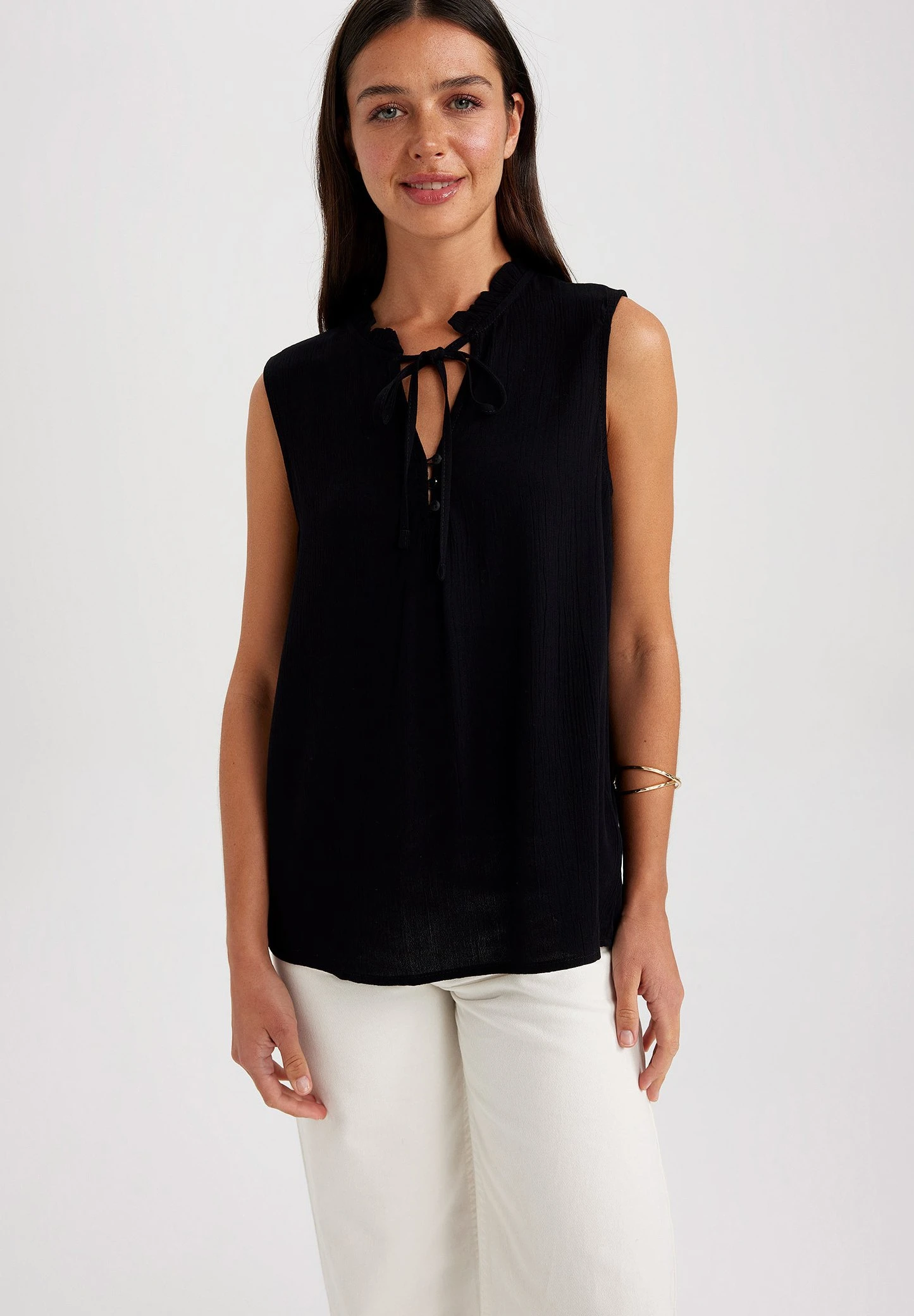 DeFacto Regular Fit - Blouse - Black 3 DeFacto Regular Fit - Blouse - Black