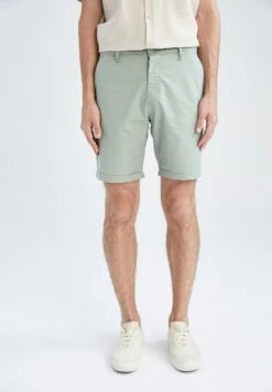 DeFacto Regular Fit - Shorts - Turquoise