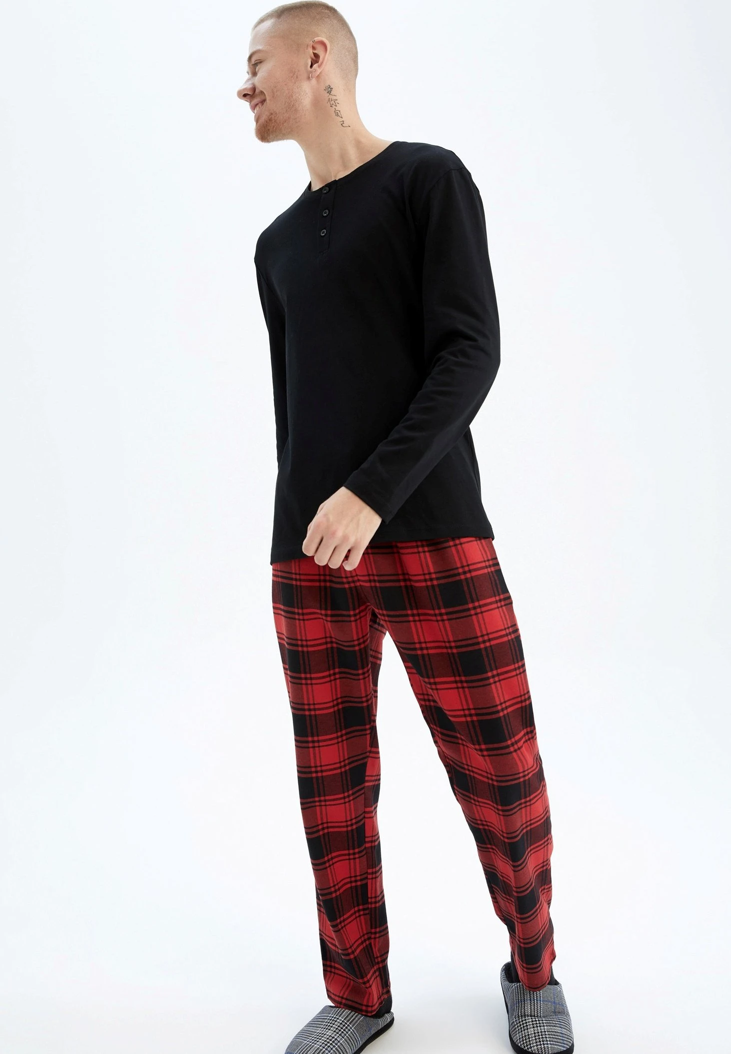 DeFacto Regular Fit Nightwear Combination - Pyjama - Black 4 DeFacto Regular Fit Nightwear Combination - Pyjama - Black - Afbeelding 2