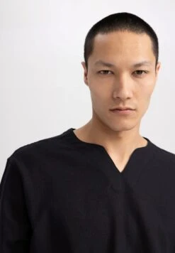 DeFacto Regular Fit- Longsleeve - Black -DeFacto 795a9a85ac294a3bae9180e6c9a9cebc