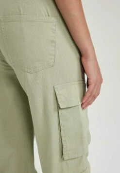 DeFacto Straight Fit- Cargobroek - Green -DeFacto 795ae37927484be2a2e261178d97095b
