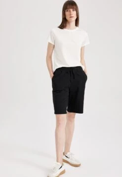 DeFacto Regular Fit - Trainingsbroek - Black -DeFacto 799f3b4e4bce4027898ad60582309796