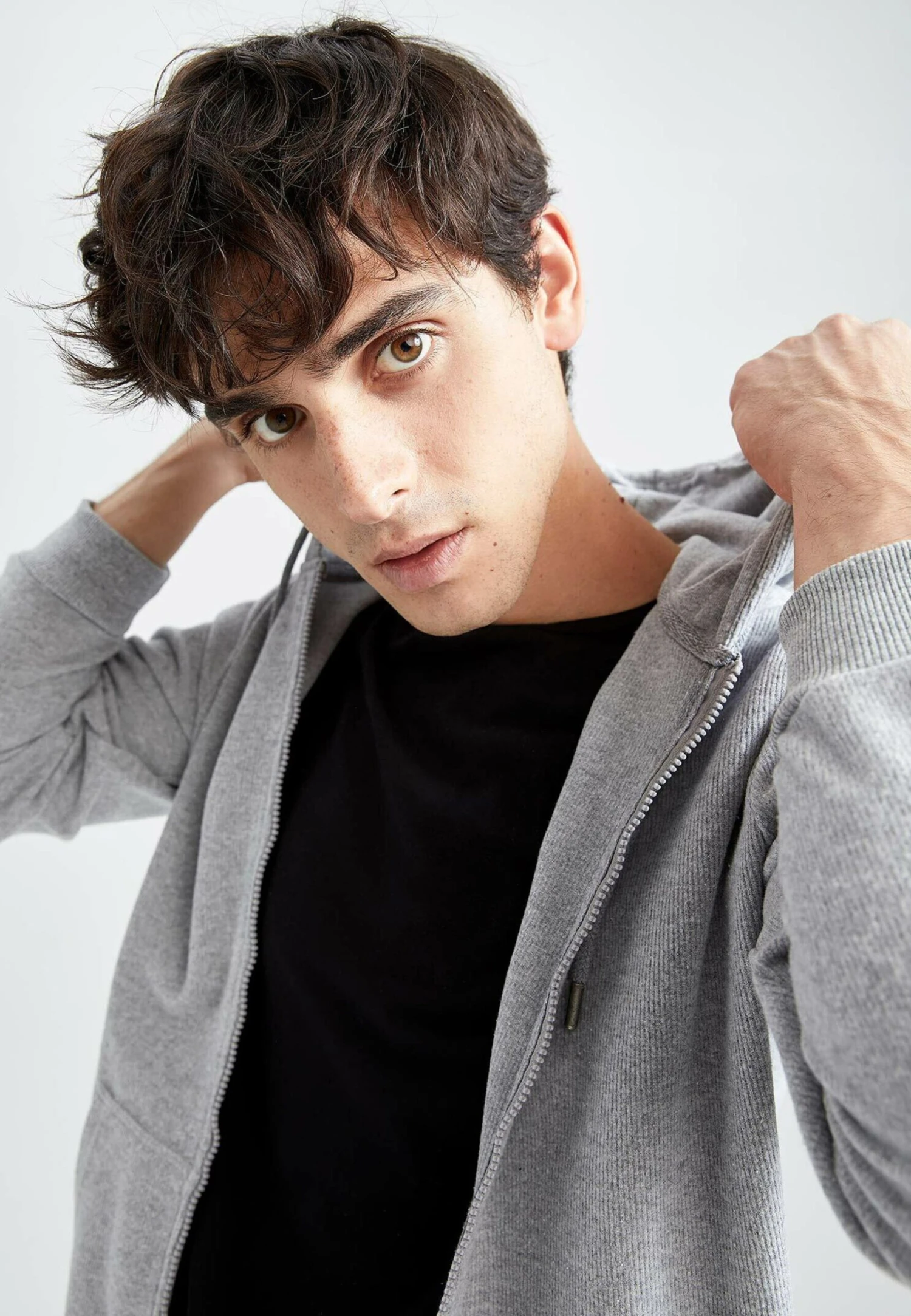 DeFacto Regular Fit- Sweater Met Rits - Grey 6 DeFacto Regular Fit- Sweater Met Rits - Grey - Afbeelding 4