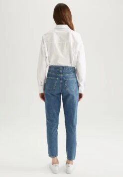 DeFacto Jeans Tapered Fit - Blue 7 DeFacto Jeans Tapered Fit - Blue -DeFacto 7cf50481de47458ba85b3e5abecc05a2