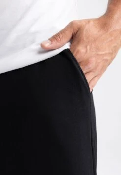 DeFacto Regular Fit- Trainingsbroek - Black 9 DeFacto Regular Fit- Trainingsbroek - Black -DeFacto 819d58815e114f7dbc93304597bac349