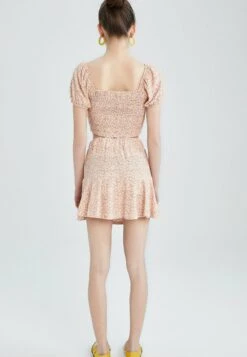 DeFacto Shorts - Purple -DeFacto 8584338cc9c3425d80fba6c8dc732832