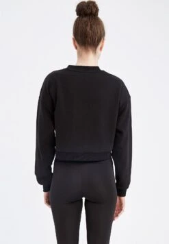 DeFacto Cropped Fit - Sweater - Black 7 DeFacto Cropped Fit - Sweater - Black -DeFacto 862d3d3fe0d24bd0abe04c95de003d45