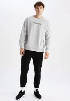 DeFacto Standart Fit - Sweater - Grey 6 DeFacto Standart Fit - Sweater - Grey -DeFacto 870a3f4ed1934fea8fa7f646094fd486