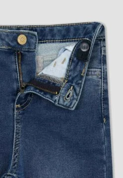 DeFacto Jeans Skinny Fit - Blue 9 DeFacto Jeans Skinny Fit - Blue -DeFacto 896b52eea70041e99cc66a438cbdd158