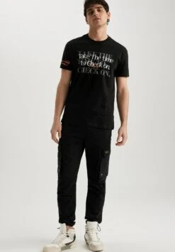 DeFacto Regular Fit - T-Shirt Print - Black 6 DeFacto Regular Fit - T-Shirt Print - Black -DeFacto 8a3022859c224ae2b830493373c92982