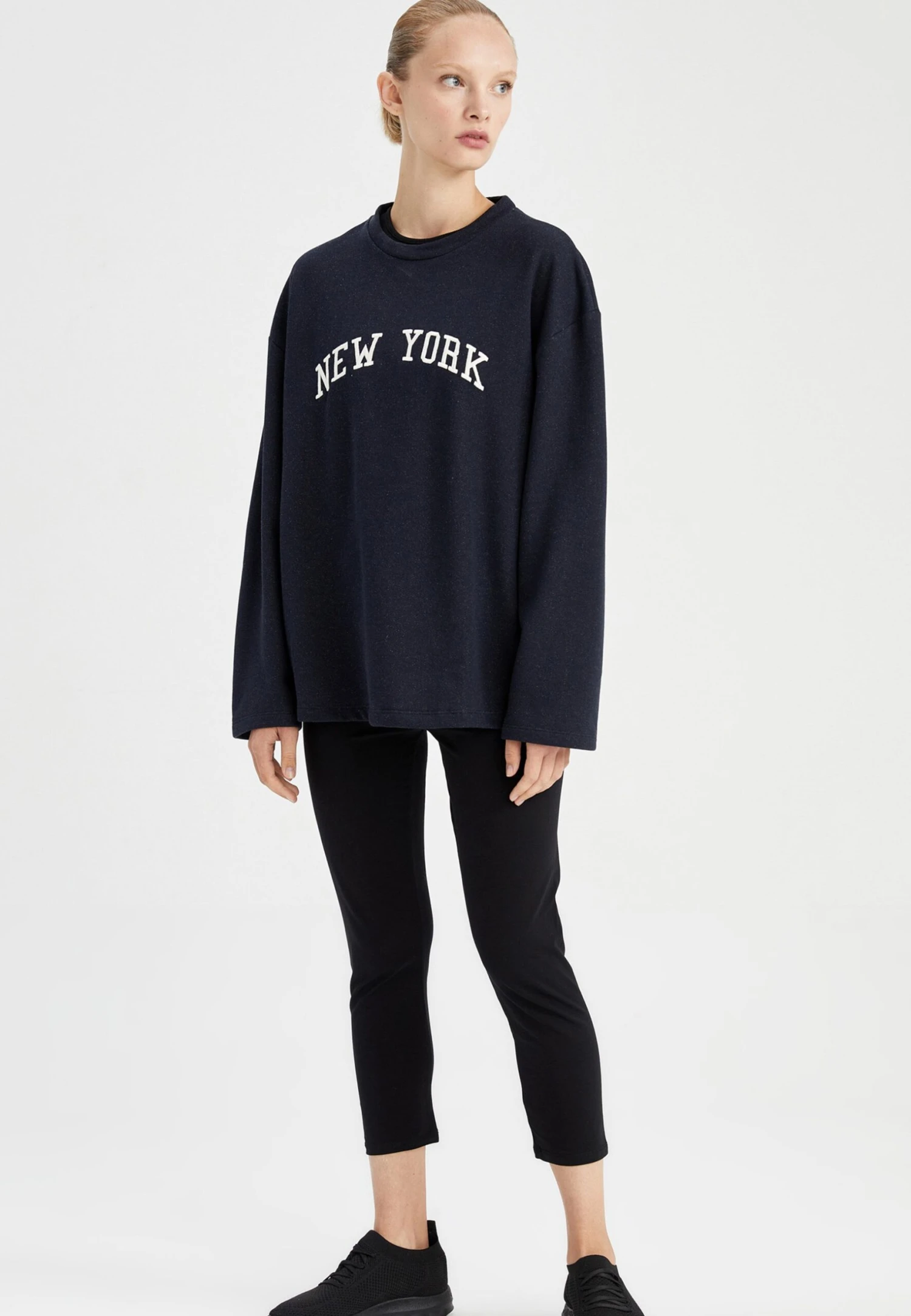 DeFacto Sweater - Navy 4 DeFacto Sweater - Navy - Afbeelding 2
