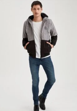 DeFacto Regular Fit - Winterjas - Grey 11 DeFacto Regular Fit - Winterjas - Grey -DeFacto 8c620605e7044a7d984c423a8da52dfb