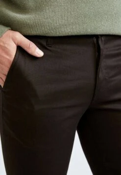 DeFacto Slim Fit- Chino - Brown -DeFacto 902eff2c10224777996a5a3d185a3cc5