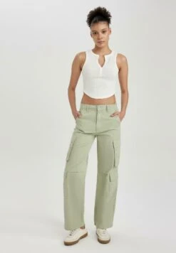 DeFacto Straight Fit- Cargobroek - Green -DeFacto 906a083dd8bb400493bfb74577596d7a