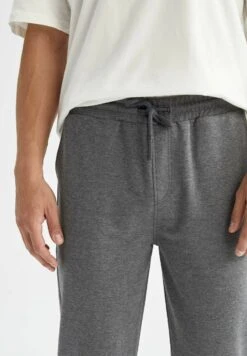 DeFacto Regular Fit- Trainingsbroek - Anthracite 9 DeFacto Regular Fit- Trainingsbroek - Anthracite -DeFacto 90828e059b0c4e08ba6c7de835d8e120