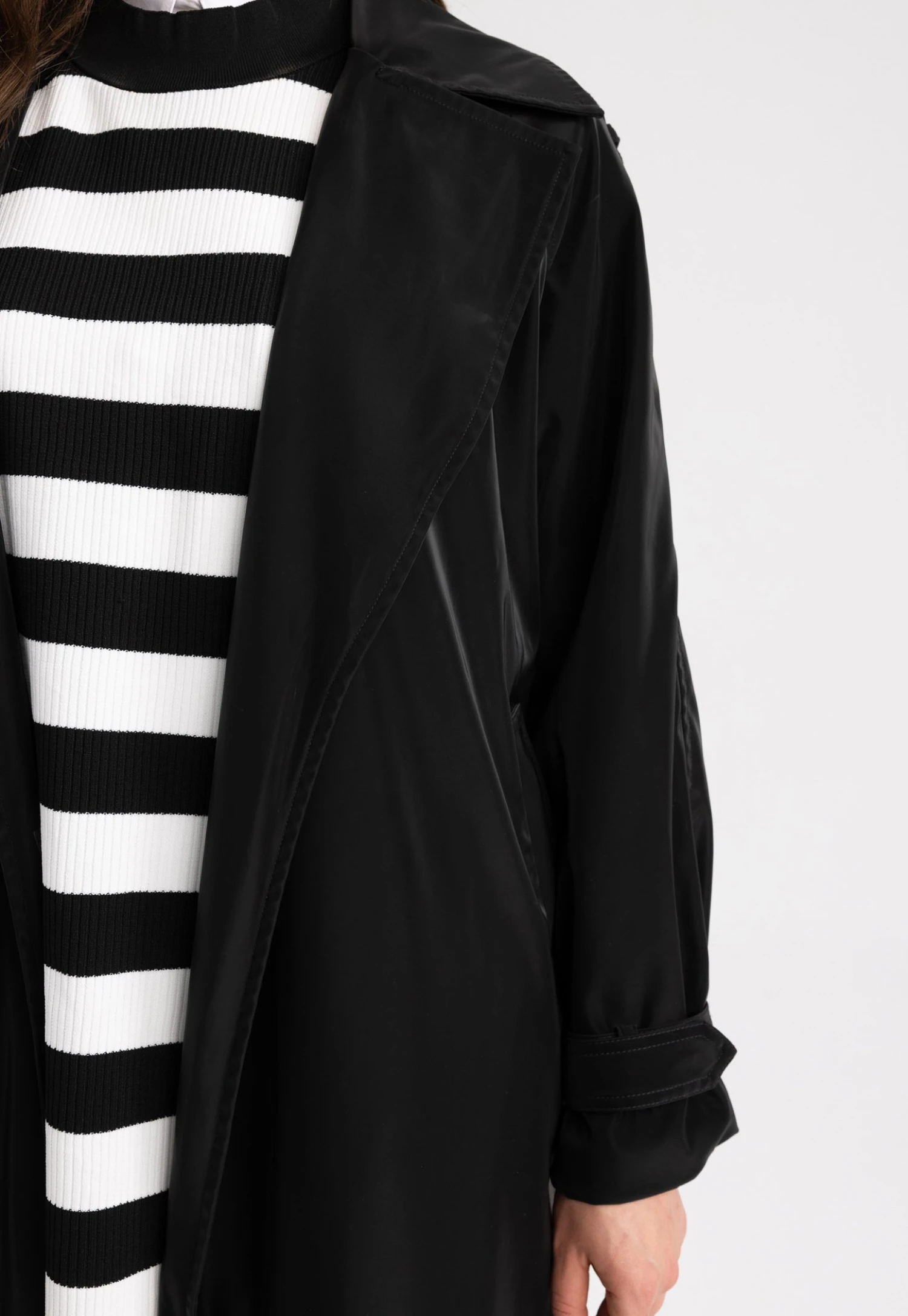 DeFacto Regular Fit- Trenchcoat - Black 6 DeFacto Regular Fit- Trenchcoat - Black - Afbeelding 4