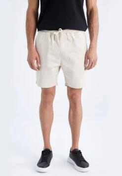 DeFacto Slim Fit- Shorts - Beige