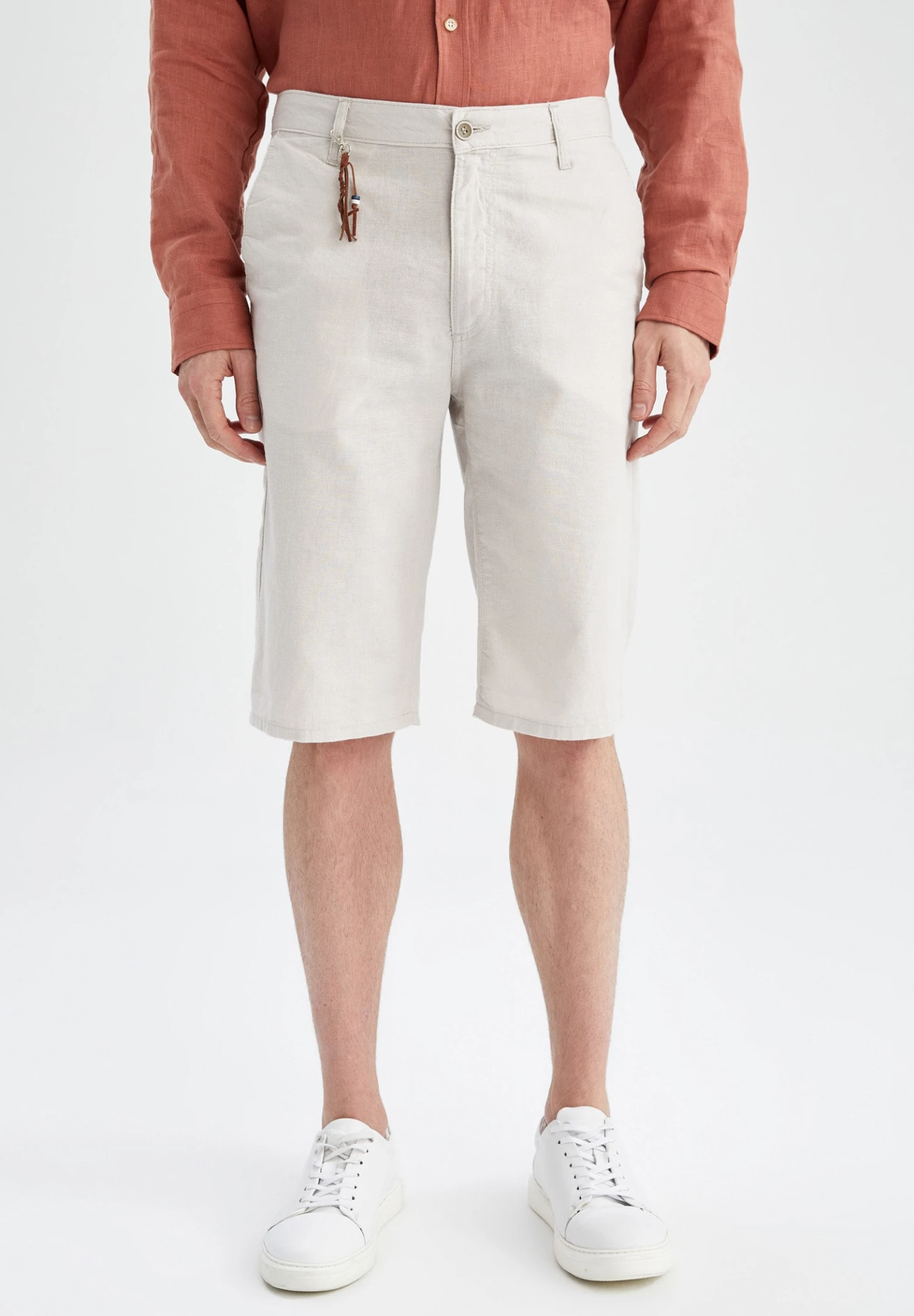 DeFacto Regular Fit- Shorts - Beige 3 DeFacto Regular Fit- Shorts - Beige