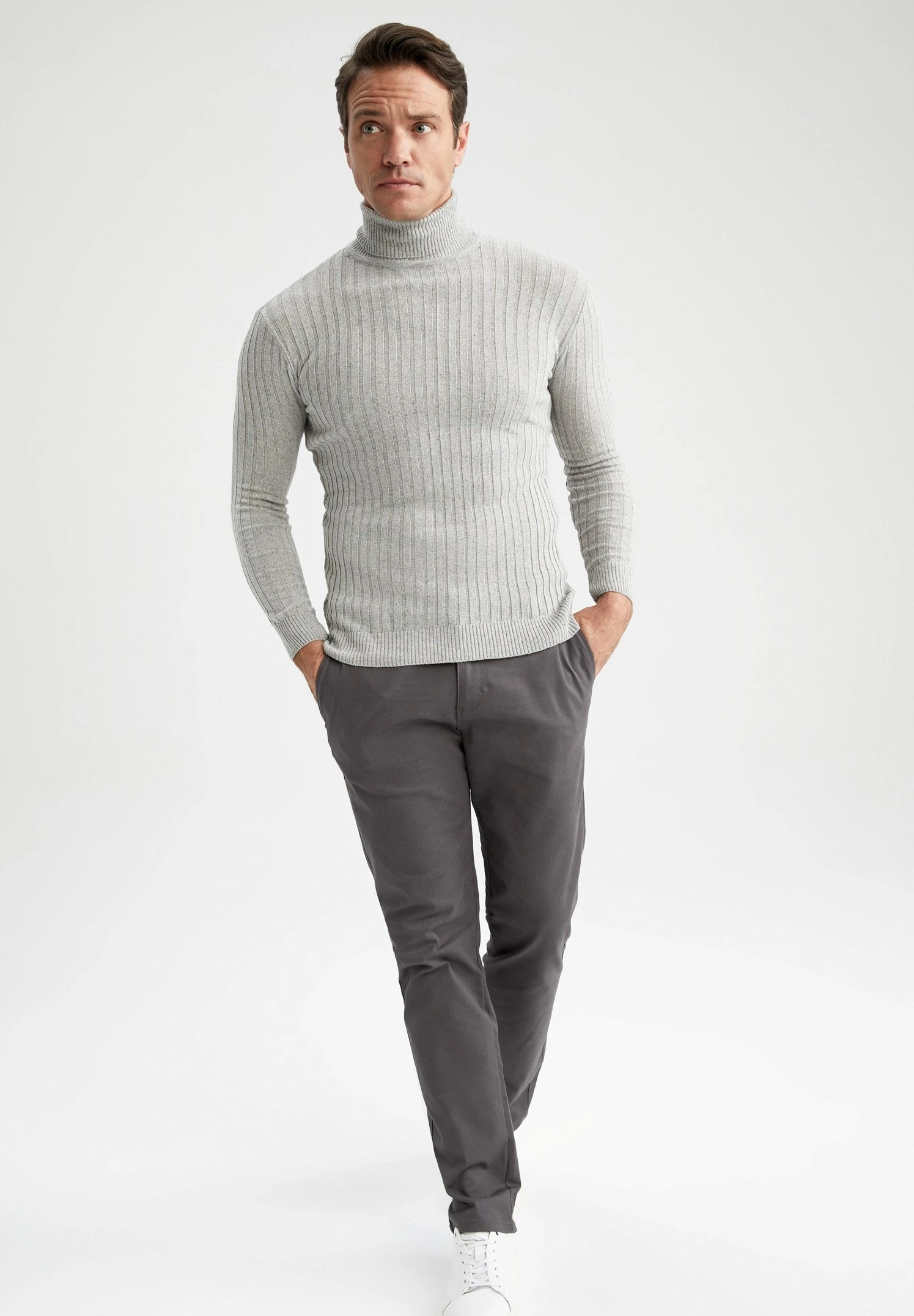 DeFacto Trui - Grey 4 DeFacto Trui - Grey - Afbeelding 2