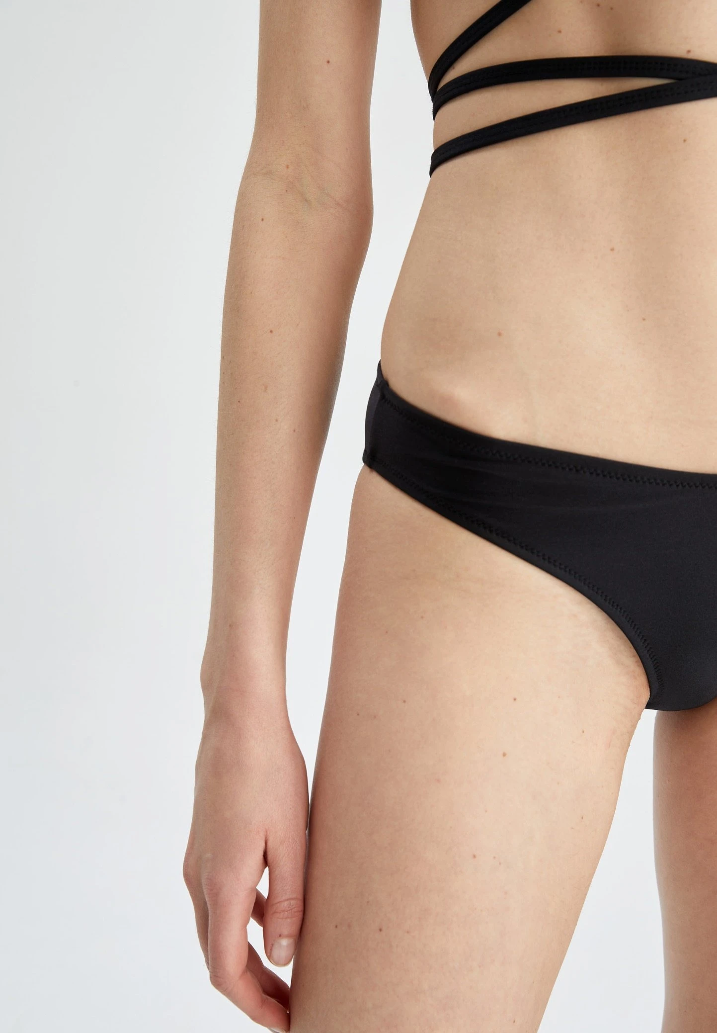 DeFacto Bikinibroekje - Black 6 DeFacto Bikinibroekje - Black - Afbeelding 4