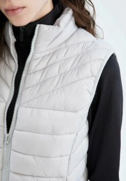 DeFacto Bodywarmer - Grey 9 DeFacto Bodywarmer - Grey -DeFacto 9670aca1c8bb4f9c81cc0ffe144caa22