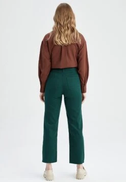 DeFacto Straight Leg Jeans - Green -DeFacto 96bc127c451e4437890012f953a70208