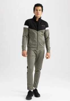 DeFacto Trainingspak - Khaki