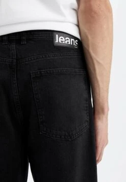 DeFacto Baggy- Straight Leg Jeans - Black 11 DeFacto Baggy- Straight Leg Jeans - Black -DeFacto 9a954fe8a86245c2a9a764664107df0c